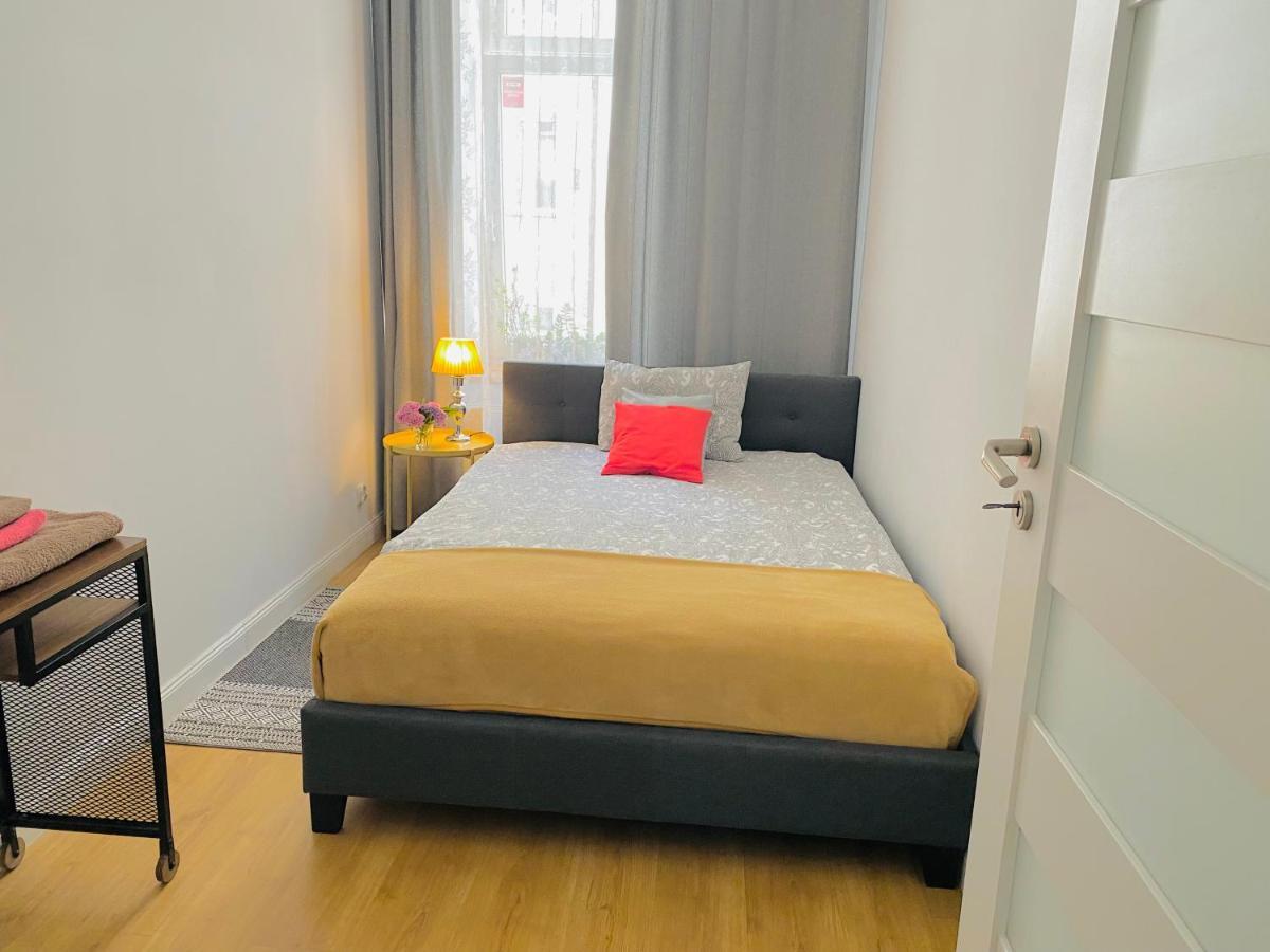 Apartament Centrum Poznań Buitenkant foto